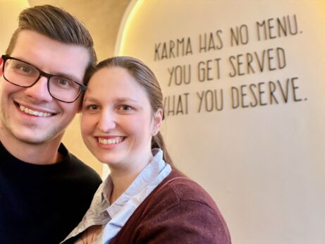 Lukáš a Sára v Goodie Store & Café